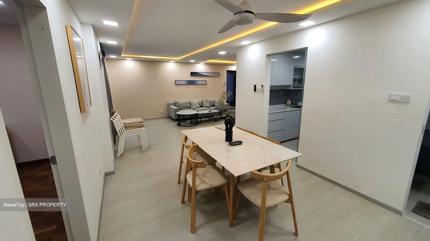 Regal Court (D12), Apartment #558094331